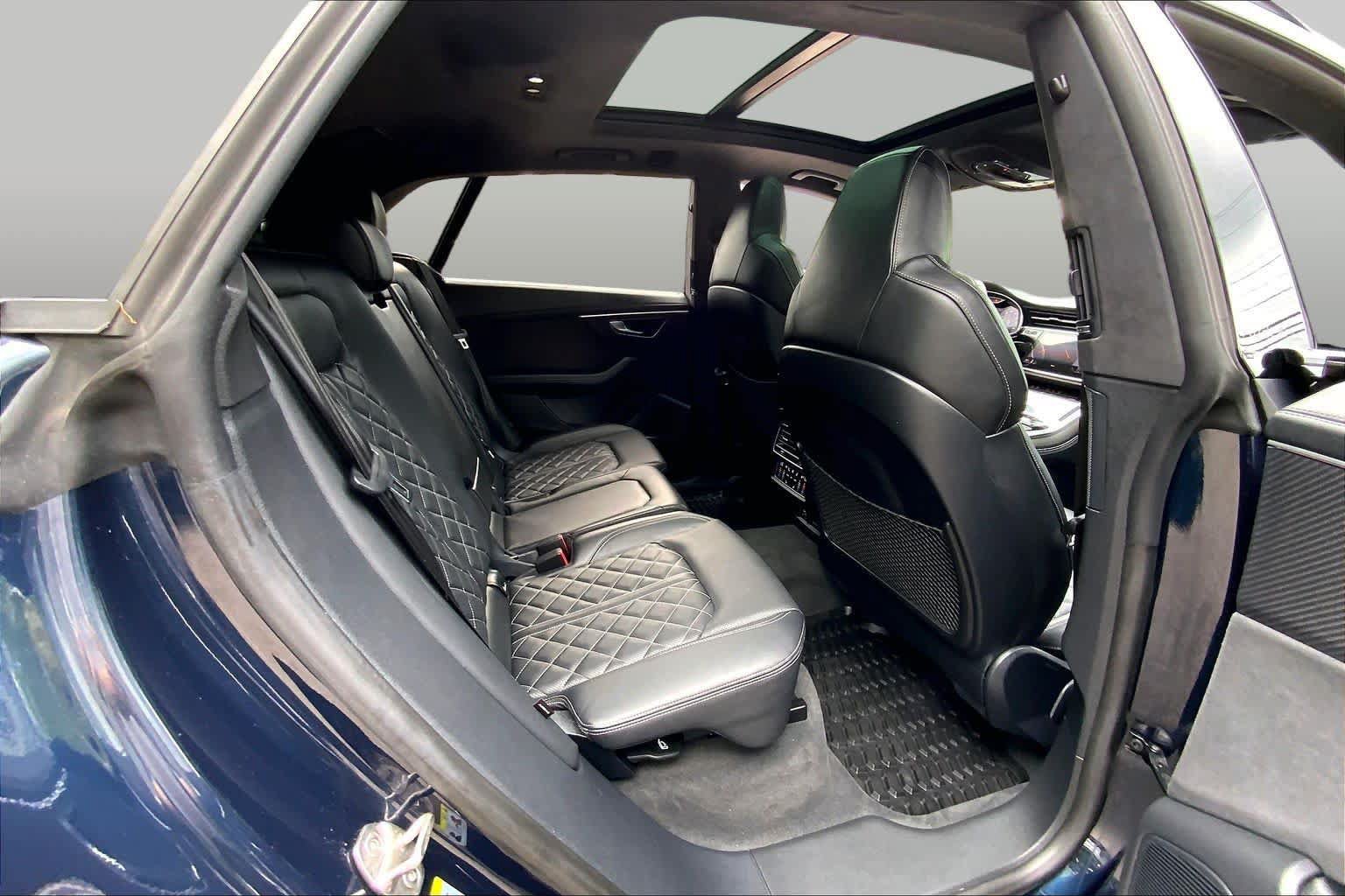 Used 2024 Audi SQ8 Prestige w/ Prestige Package AWD/4WD image 19