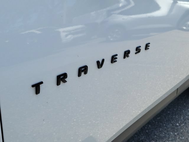 Used 2023 Chevrolet Traverse LS w/ Midnight/Sport Edition FWD image 8