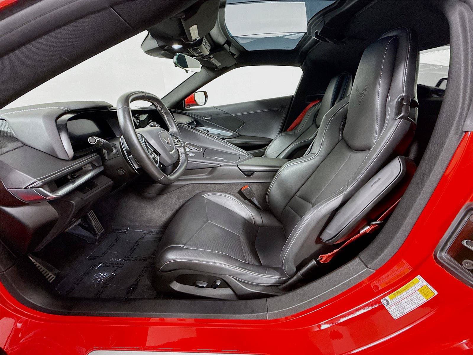 Used 2023 Chevrolet Corvette Stingray Coupe w/ 1LT RWD image 2