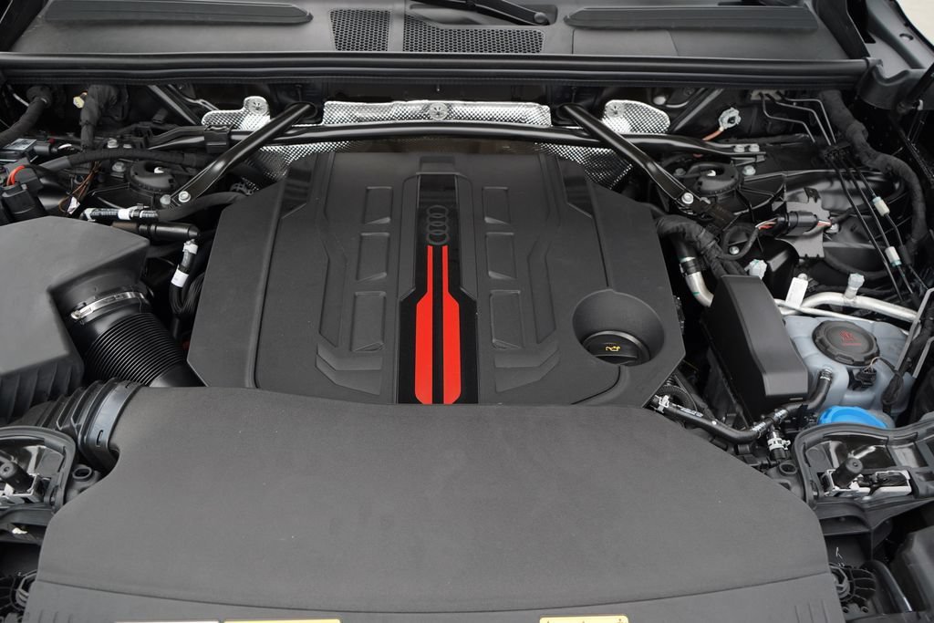New 2026 Audi SQ5 Prestige AWD/4WD image 19