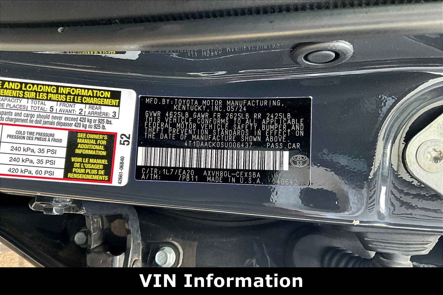Used 2025 Toyota Camry SE FWD image 18