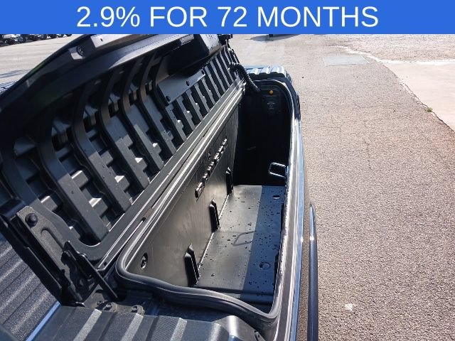 New 2026 RAM 1500 Laramie w/ Night Edition AWD/4WD image 9
