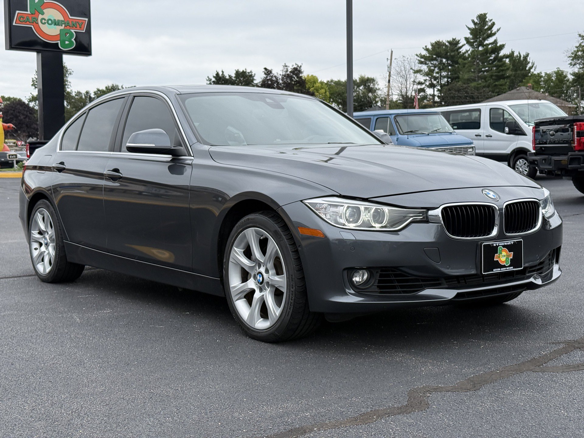 Used 2015 BMW 335i xDrive Sedan AWD/4WD image 2