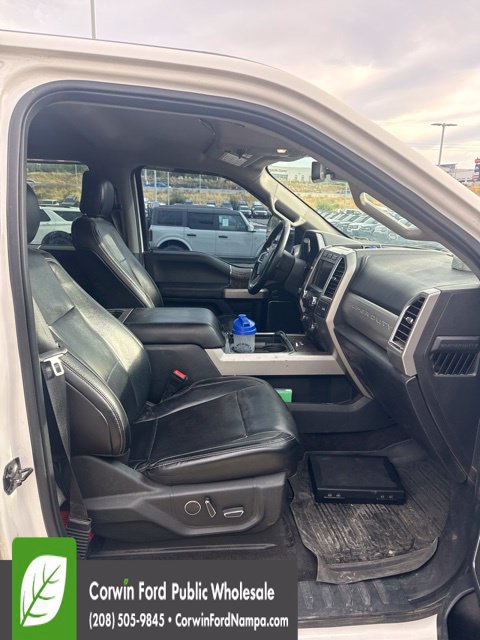 Used 2018 Ford F250 Lariat w/ Lariat Ultimate Package AWD/4WD image 8