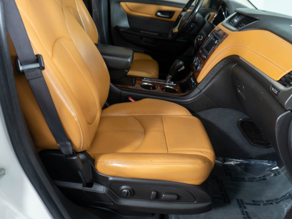 Used 2014 Chevrolet Traverse LT AWD/4WD image 8
