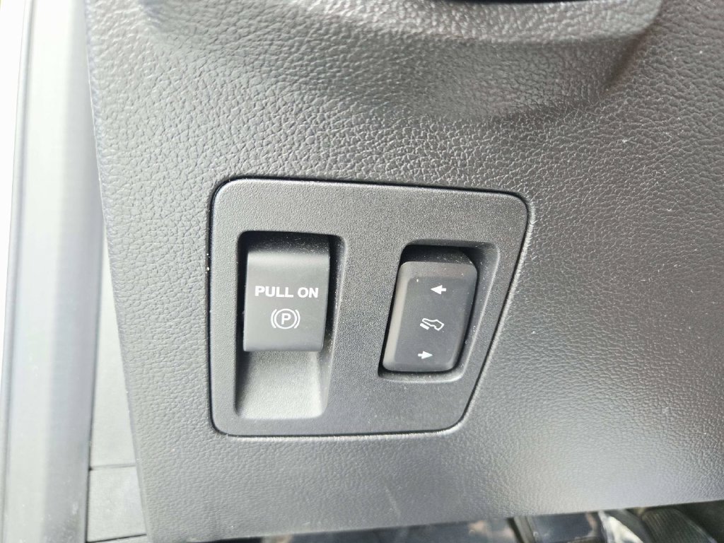 Used 2019 Ford F150 Lariat w/ Equipment Group 502A Luxury AWD/4WD image 41