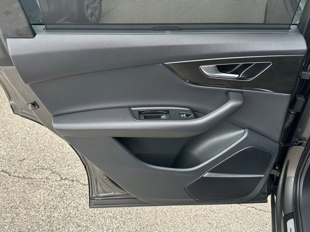 Used 2021 Audi Q7 2.0T Premium Plus w/ Executive Package image 19