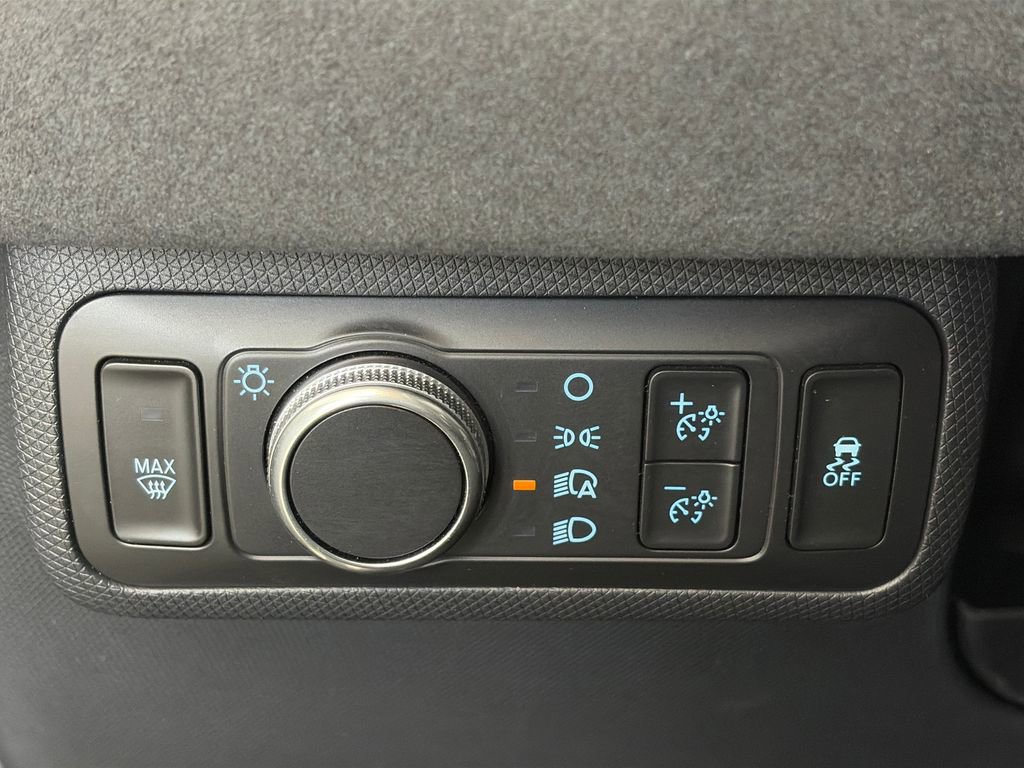 Certified 2022 Ford Mustang Mach-E GT w/ GT Performance Edition image 24