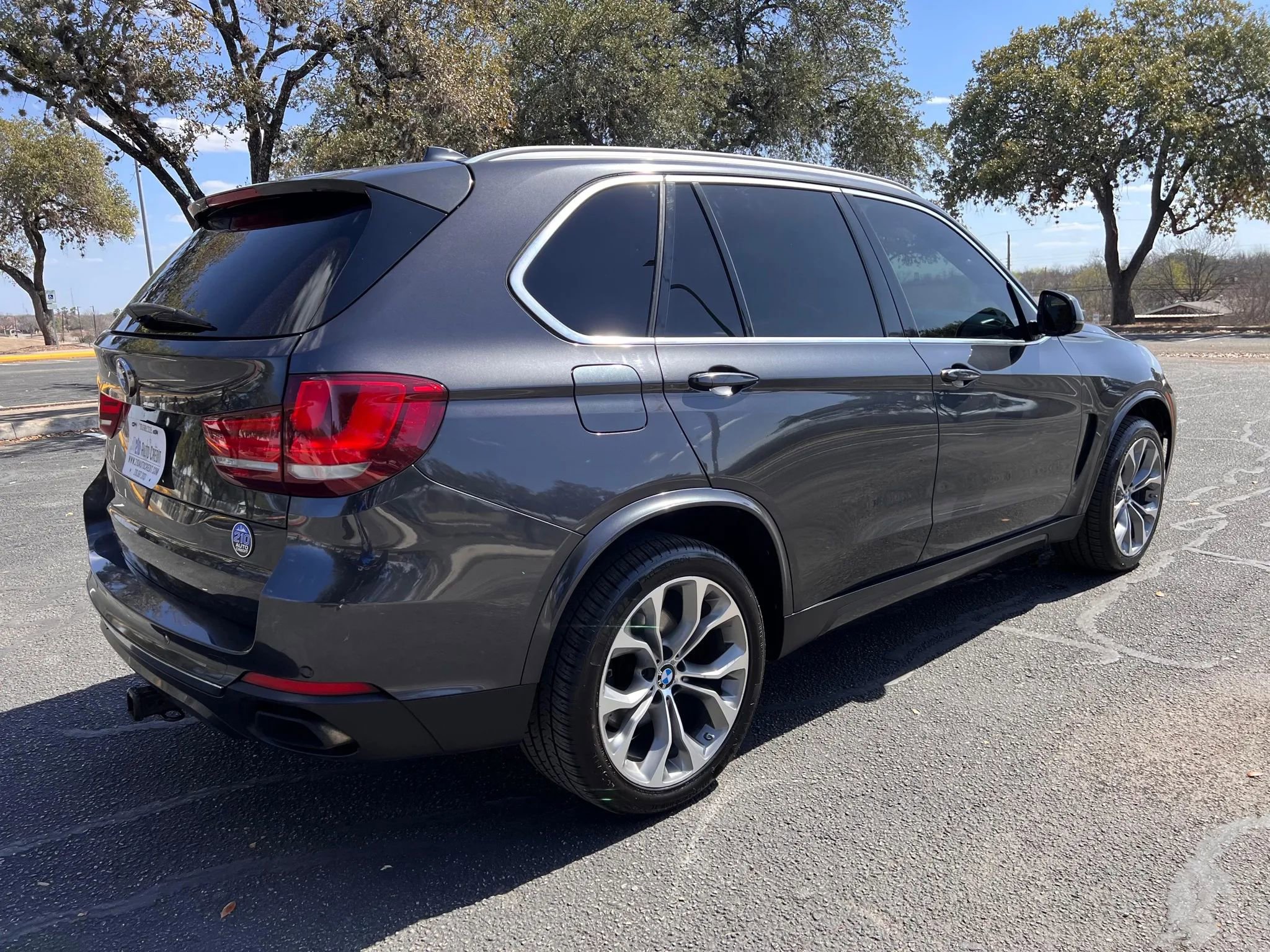 Used 2015 BMW X5 xDrive50i AWD/4WD image 4