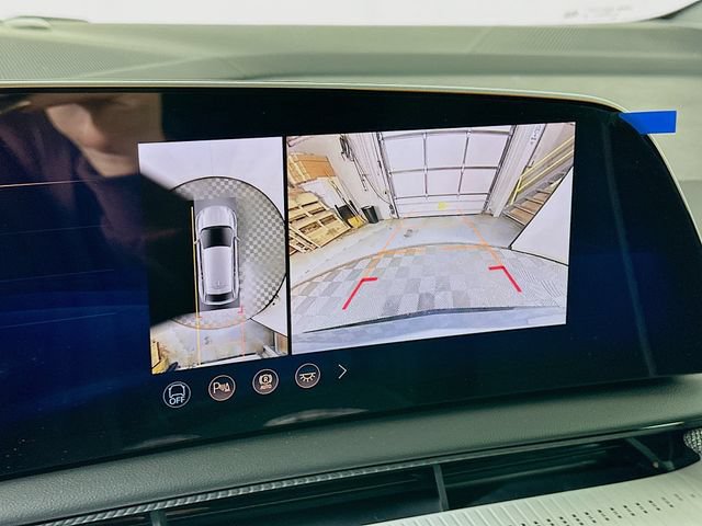 New 2026 Cadillac Optiq Luxury 2 AWD/4WD image 13