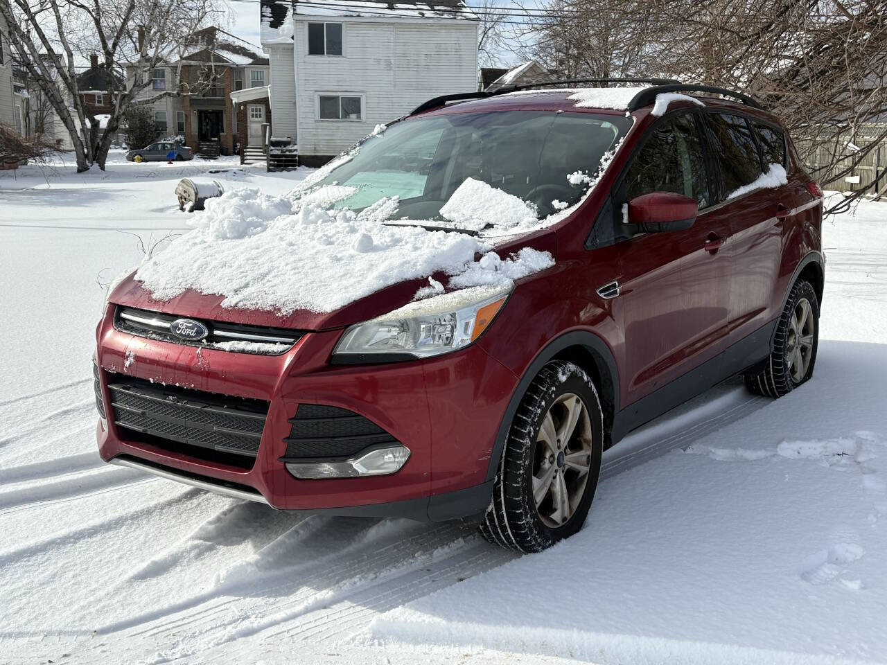 Used 2013 Ford Escape SE image 2