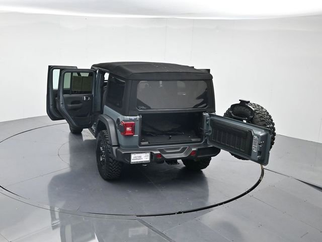 Used 2024 Jeep Wrangler Willys image 39