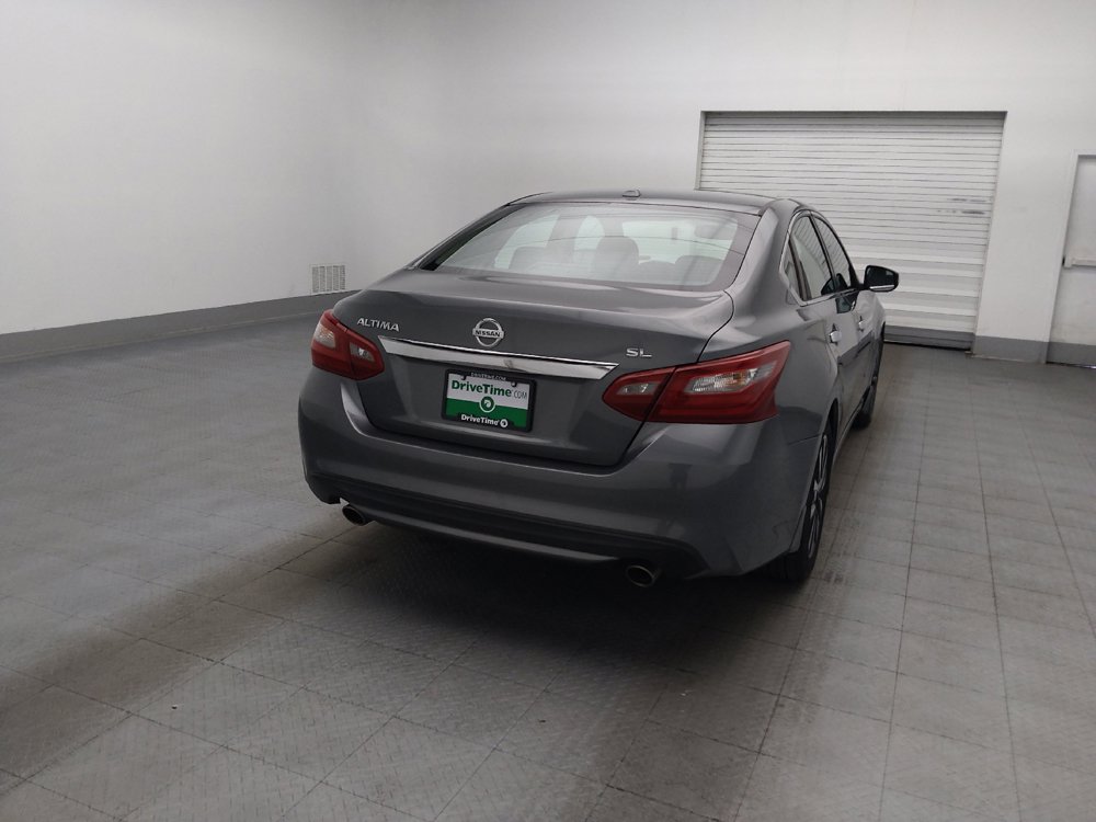 Used 2018 Nissan Altima 2.5 SL w/ 2.5 SL Technology Package FWD image 7