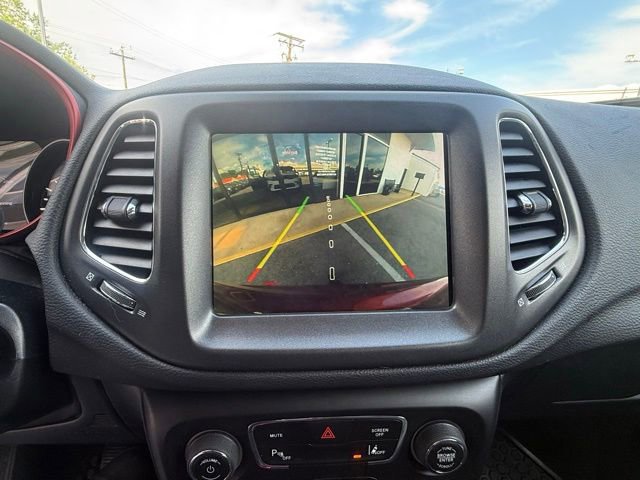 Used 2021 Jeep Compass Trailhawk AWD/4WD image 10