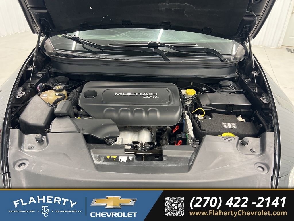 Used 2018 Jeep Cherokee Latitude w/ Altitude Package image 16