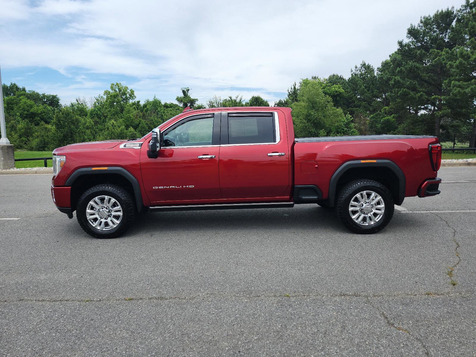 Certified 2022 GMC Sierra 2500 Denali w/ Denali Ultimate Package AWD/4WD image 2