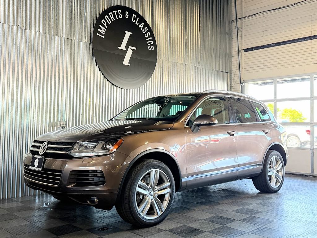 Used 2011 Volkswagen Touareg Sport AWD/4WD image 1