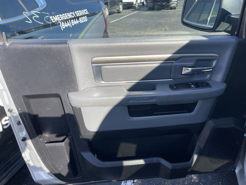 Used 2017 RAM 1500 Tradesman w/ Power & Remote Entry Group RWD image 4