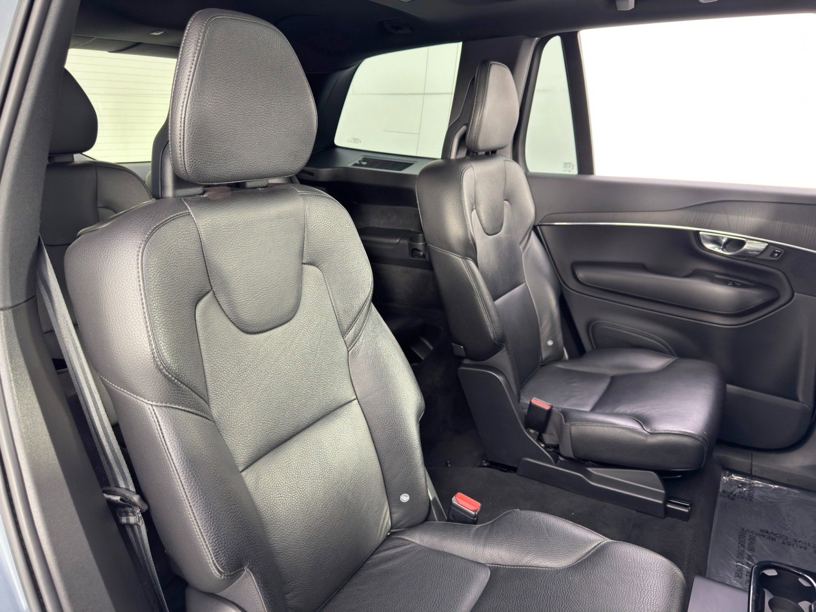 Used 2020 Volvo XC90 T6 Momentum image 38