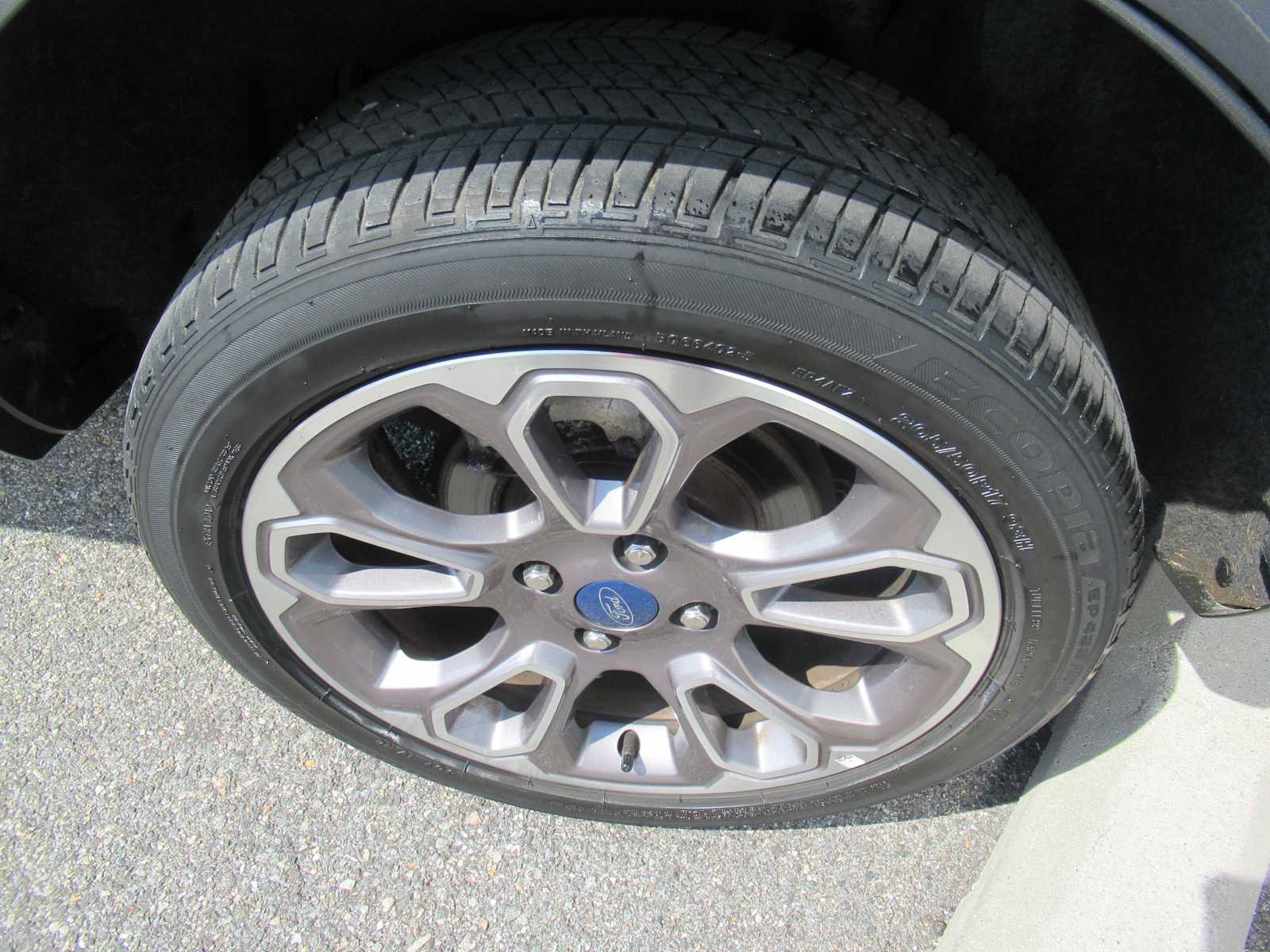 Used 2022 Ford EcoSport Titanium w/ Interior Protection Package image 10