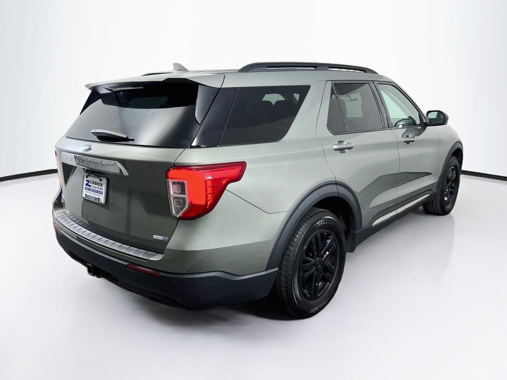 Used 2020 Ford Explorer XLT w/ Cold Weather Package AWD/4WD image 7