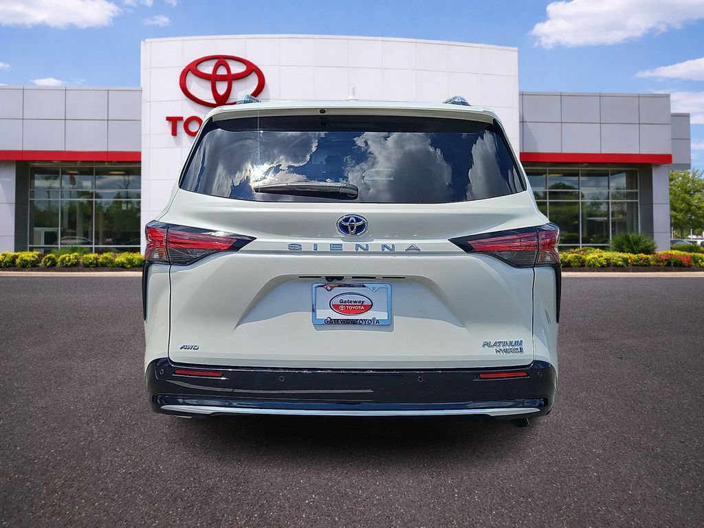 Used 2021 Toyota Sienna Platinum AWD/4WD image 6