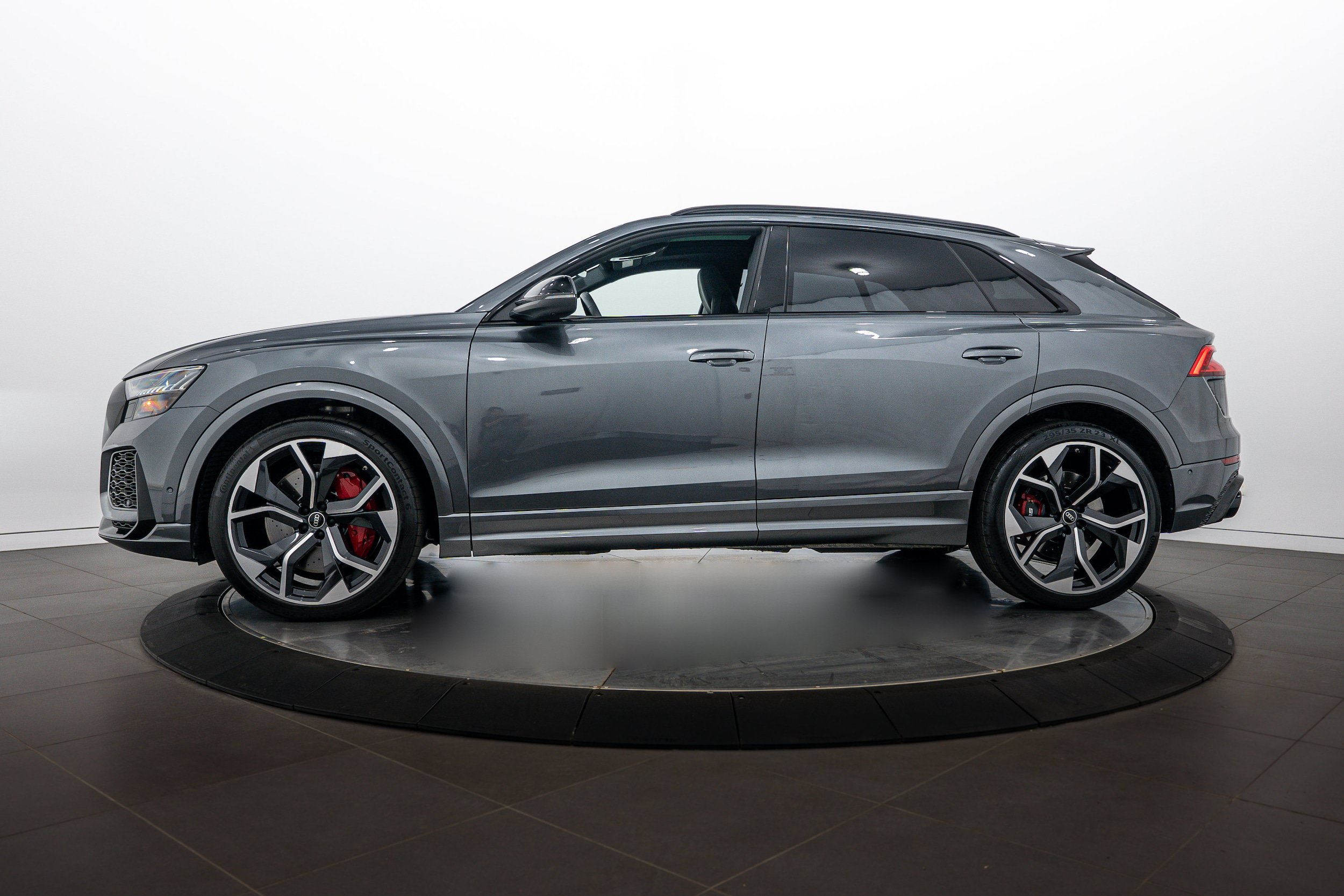 Used 2023 Audi RS Q8 w/ Black Optic Package AWD/4WD image 6