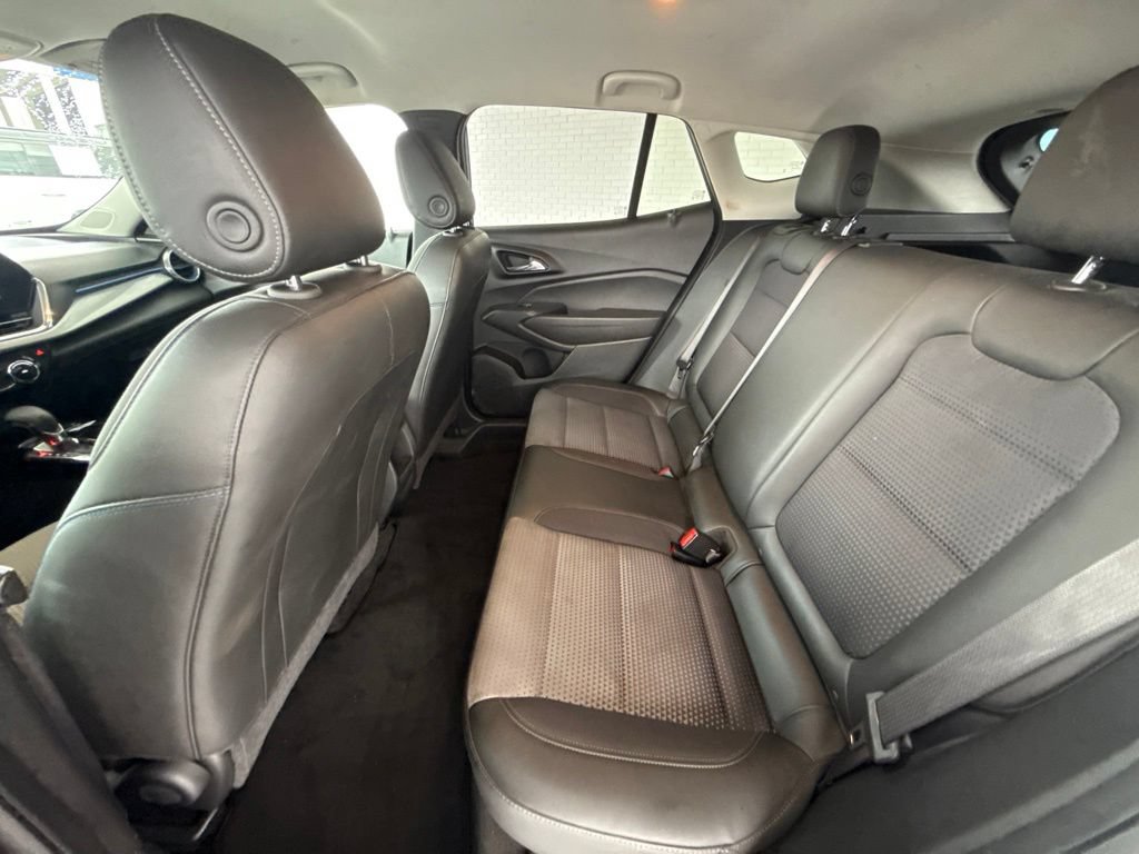Used 2024 Chevrolet Trax LT FWD image 37