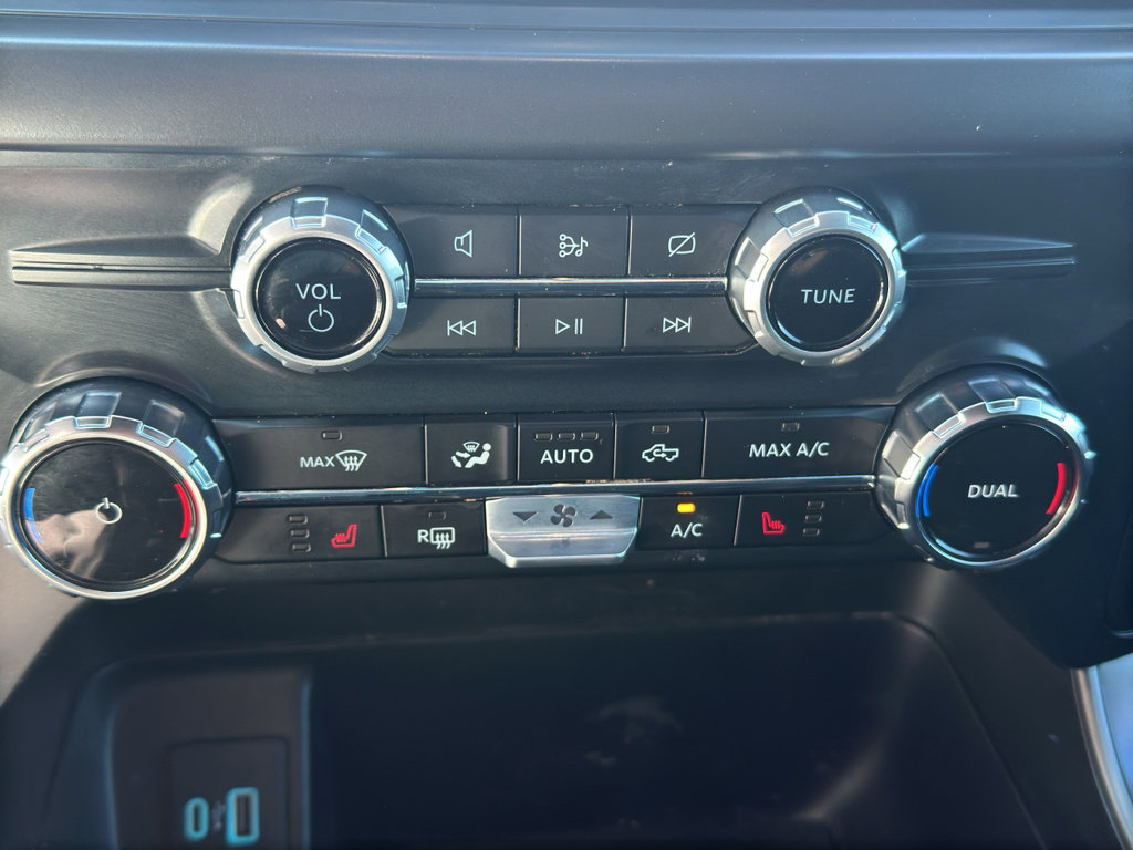 Used 2024 Ford F150 XLT w/ Equipment Group 302A MID image 24