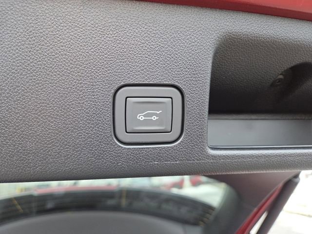 New 2026 Chevrolet Equinox EV LT image 15