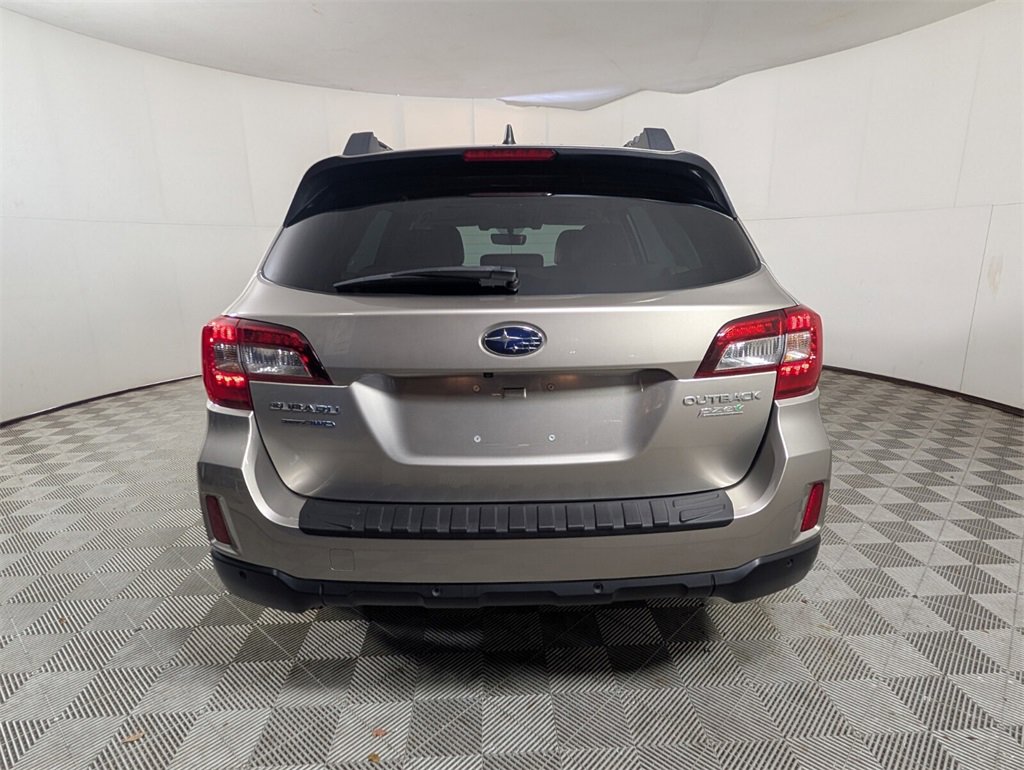 Used 2017 Subaru Outback 2.5i Limited image 11