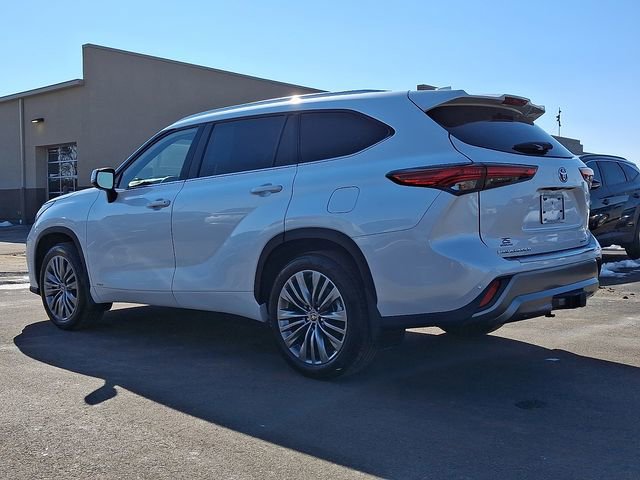 Used 2022 Toyota Highlander Platinum AWD/4WD image 4