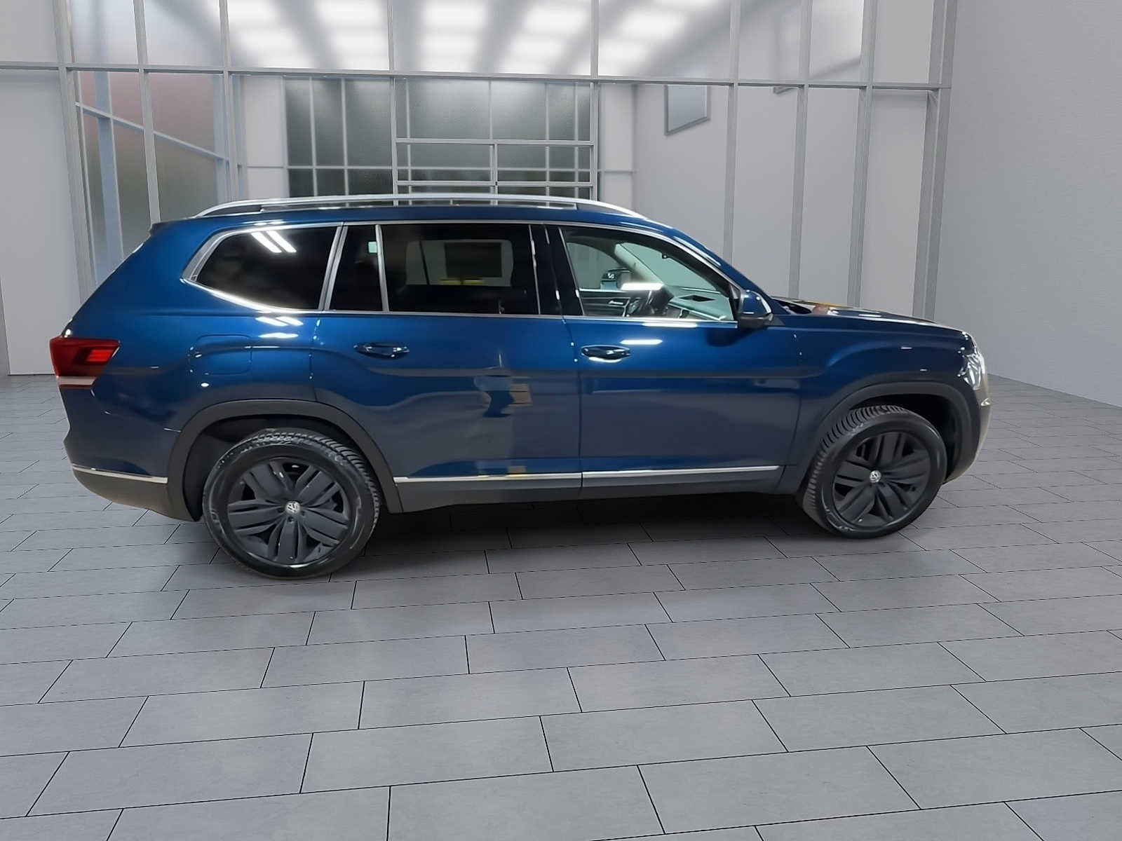 Used 2018 Volkswagen Atlas SEL Premium AWD/4WD image 9