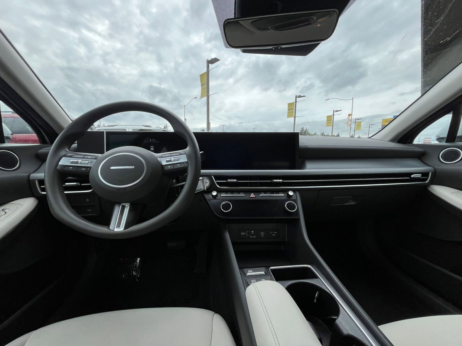 Used 2025 Hyundai Sonata SEL FWD image 34