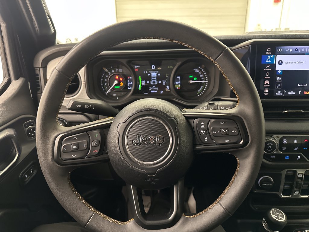 Used 2024 Jeep Wrangler Unlimited w/ Convenience Group AWD/4WD image 12