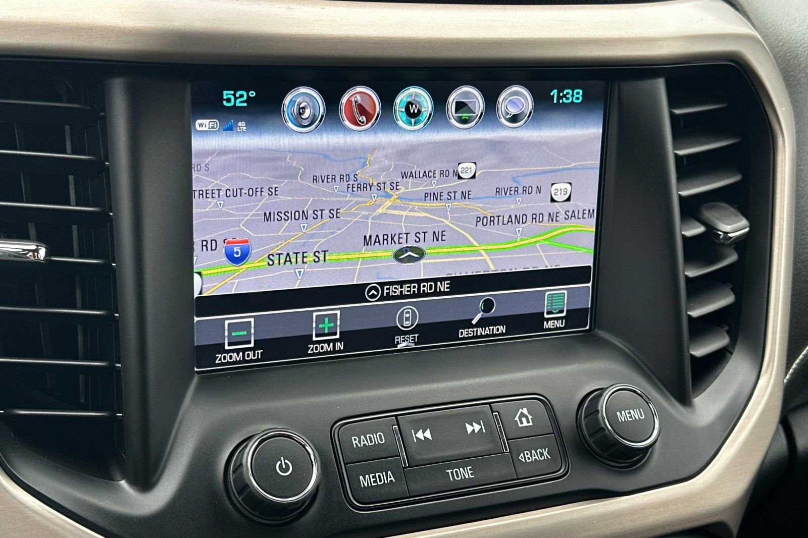 Used 2019 GMC Acadia Denali w/ Technology Package AWD/4WD image 18