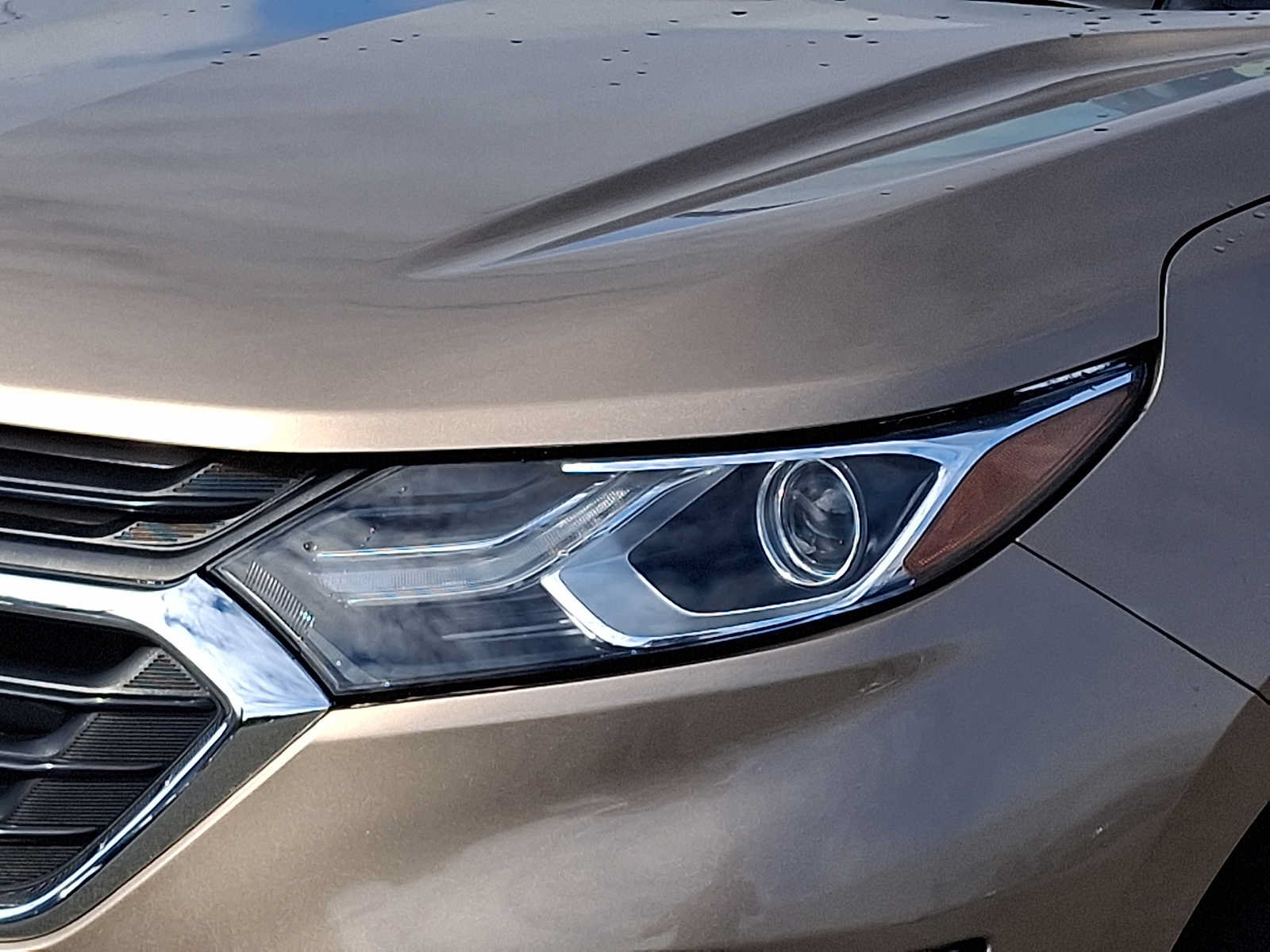 Used 2019 Chevrolet Equinox LS AWD/4WD image 9