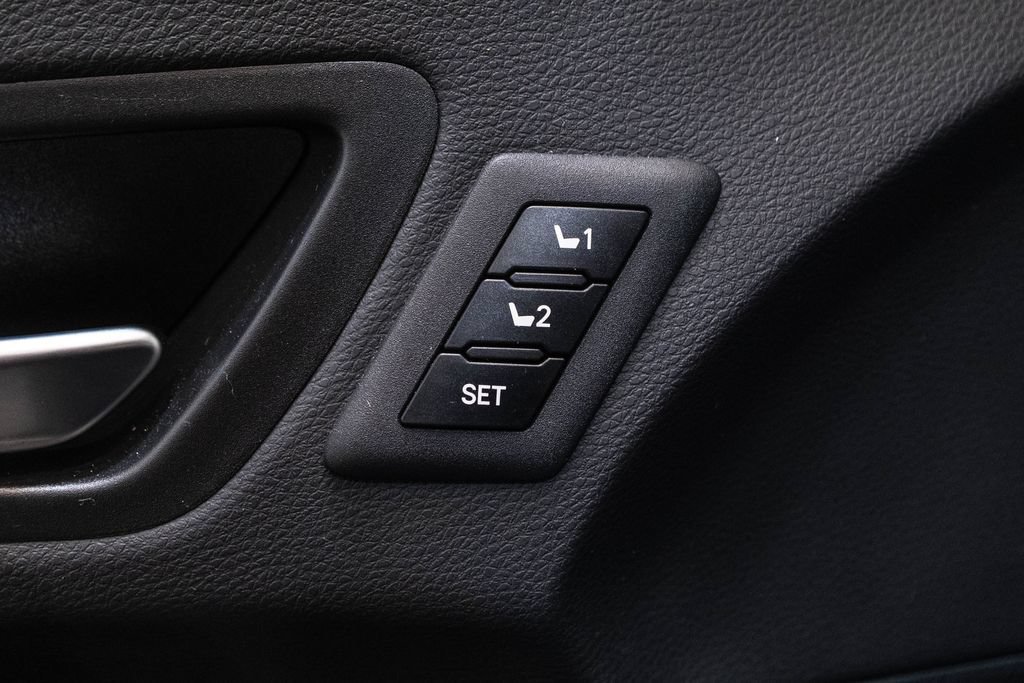Certified 2026 Toyota Sienna Limited AWD/4WD image 21