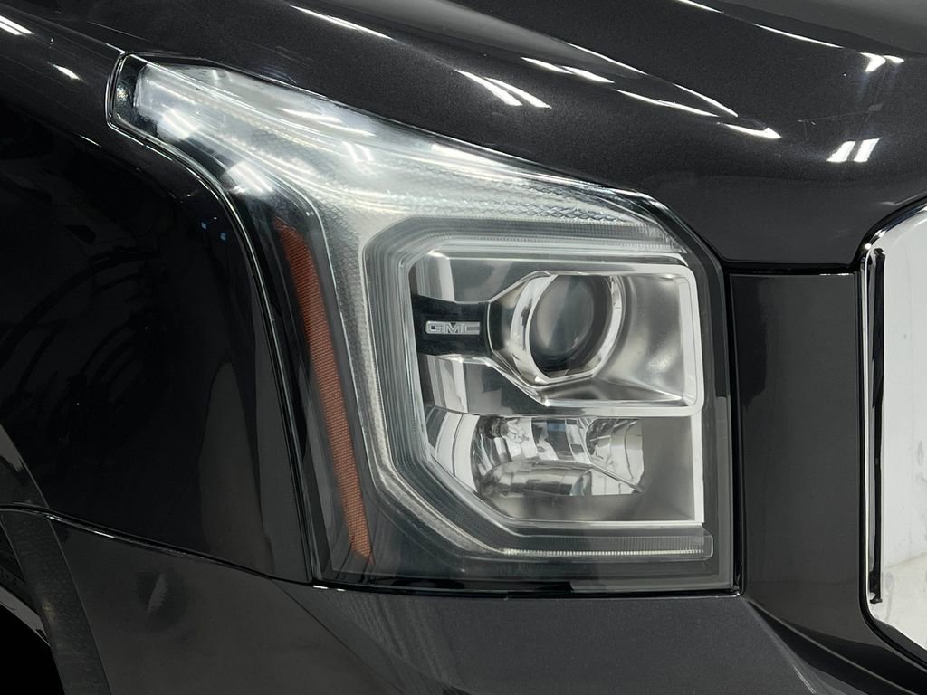 Used 2018 GMC Yukon XL Denali w/ Denali Ultimate Package AWD/4WD image 41