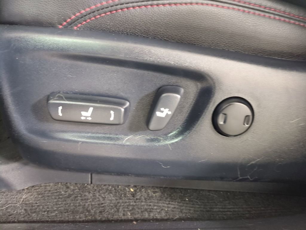 Used 2020 Toyota 4Runner Venture w/ Moonroof Package image 22