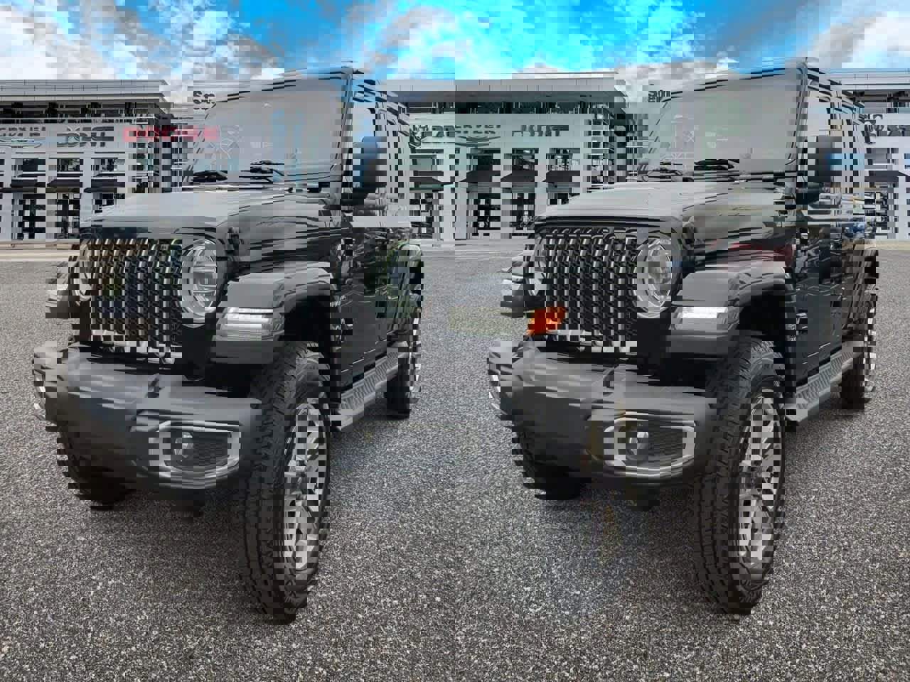 Used 2019 Jeep Wrangler Unlimited Sahara w/ LED Lighting Group image 4