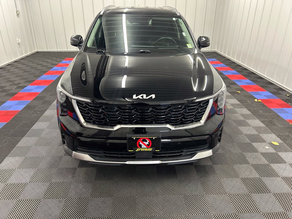 Used 2025 Kia Sorento EX AWD/4WD image 7
