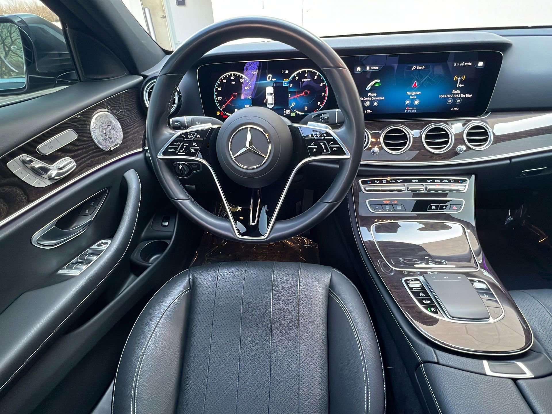 Used 2023 Mercedes-Benz E 350 4MATIC Sedan image 11