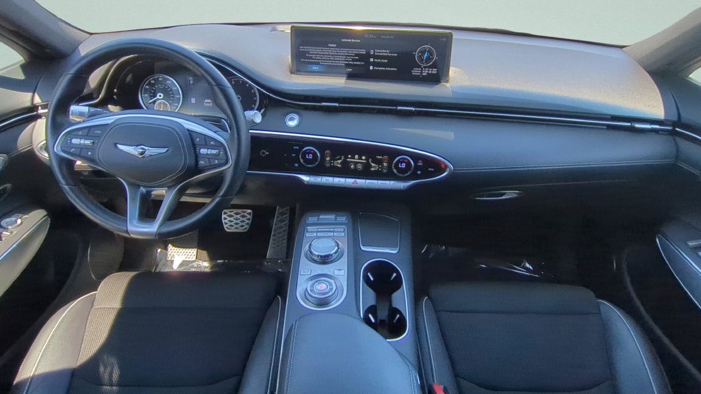 Used 2025 Genesis GV70 3.5T Sport AWD/4WD image 11