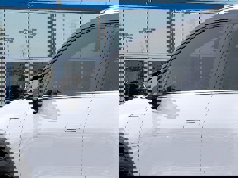 New 2026 Chevrolet Equinox EV LT w/ LPO, Blackout Package image 12