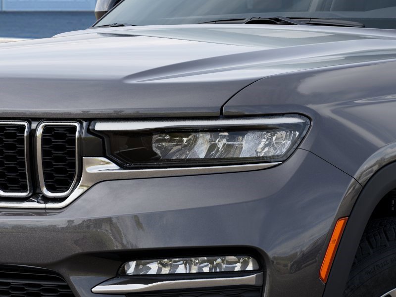 New 2025 Jeep Grand Cherokee Limited w/ Trailer Tow Package image 10