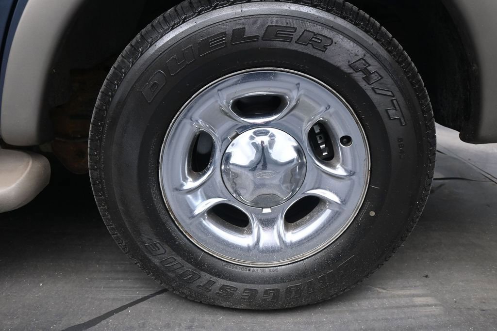 Used 2000 Ford Expedition Eddie Bauer RWD image 13