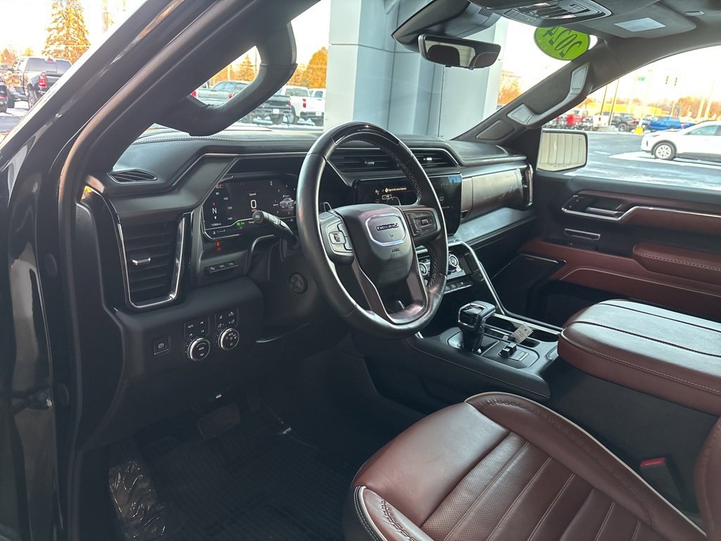 Used 2024 GMC Sierra 1500 Denali Ultimate image 11
