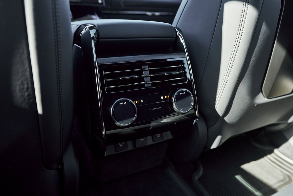 Used 2024 Land Rover Range Rover Sport SV Edition One Carbon Bronze image 50