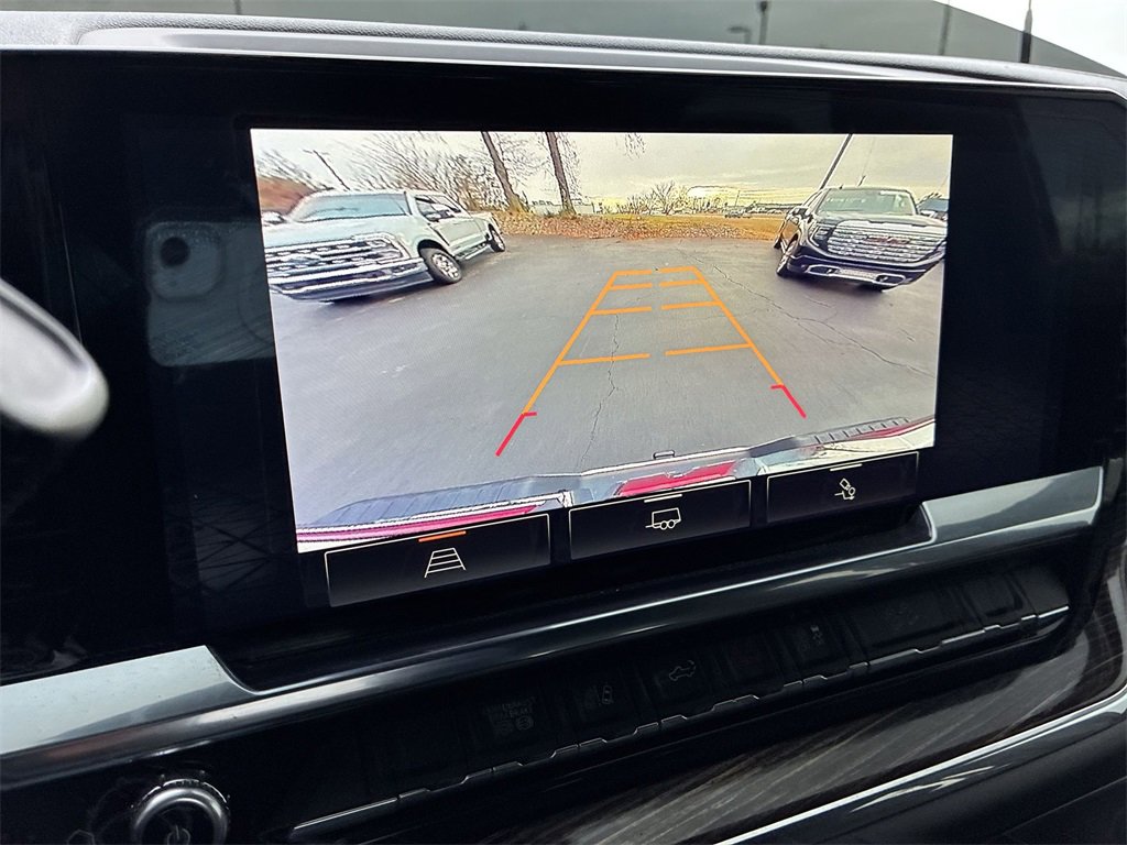 Used 2025 GMC Sierra 2500 SLE w/ SLE Value Package; image 16